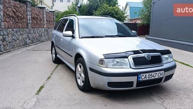 Сірий Шкода Октавія, об'ємом двигуна 1.6 л та пробігом 265 тис. км за 4550 $, фото 13 на Automoto.ua
