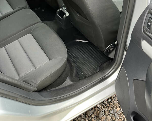 Серый Шкода Октавия, объемом двигателя 0 л и пробегом 252 тыс. км за 5100 $, фото 28 на Automoto.ua