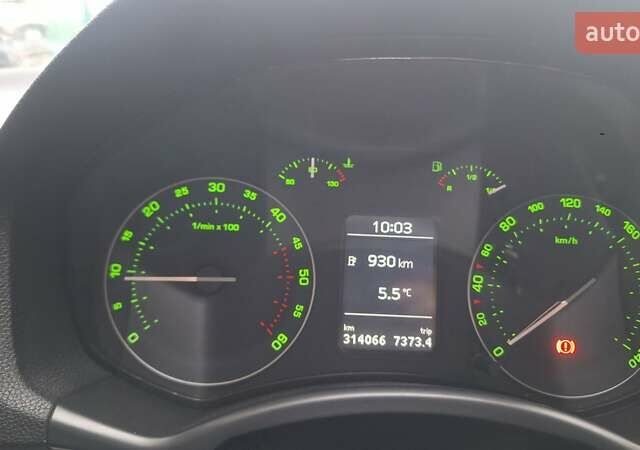 Серый Шкода Октавия, объемом двигателя 1.9 л и пробегом 310 тыс. км за 6400 $, фото 11 на Automoto.ua