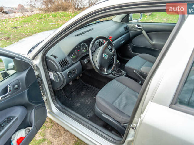 Сірий Шкода Октавія, об'ємом двигуна 1.6 л та пробігом 237 тис. км за 5799 $, фото 17 на Automoto.ua