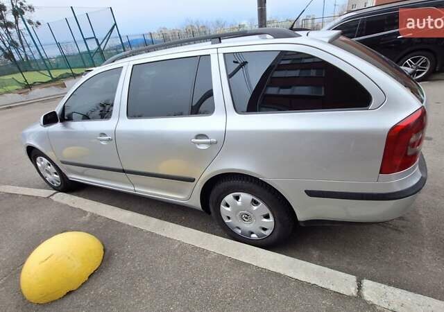 Серый Шкода Октавия, объемом двигателя 1.9 л и пробегом 310 тыс. км за 6400 $, фото 4 на Automoto.ua