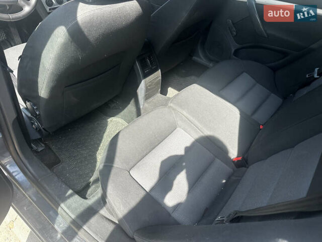 Сірий Шкода Октавія, об'ємом двигуна 1.9 л та пробігом 332 тис. км за 6200 $, фото 7 на Automoto.ua