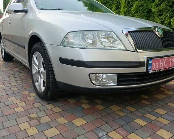 Сірий Шкода Октавія, об'ємом двигуна 1.6 л та пробігом 210 тис. км за 6700 $, фото 5 на Automoto.ua