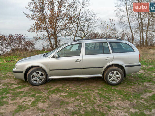 Сірий Шкода Октавія, об'ємом двигуна 1.6 л та пробігом 237 тис. км за 5799 $, фото 8 на Automoto.ua