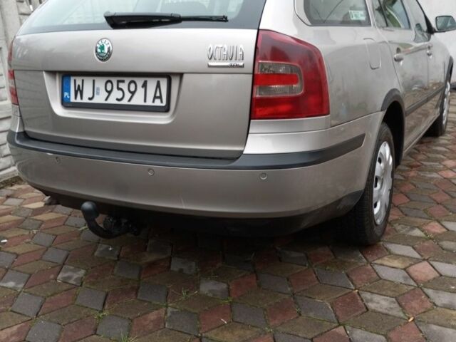 Серый Шкода Октавия, объемом двигателя 0 л и пробегом 499 тыс. км за 2749 $, фото 3 на Automoto.ua