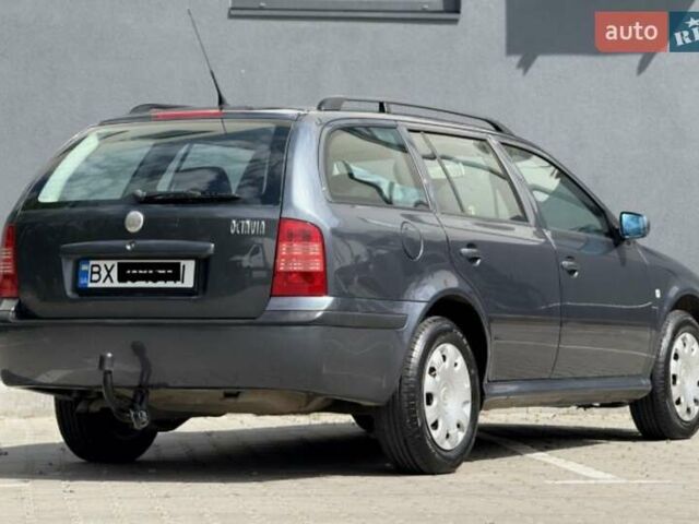 Серый Шкода Октавия, объемом двигателя 1.6 л и пробегом 248 тыс. км за 5470 $, фото 2 на Automoto.ua