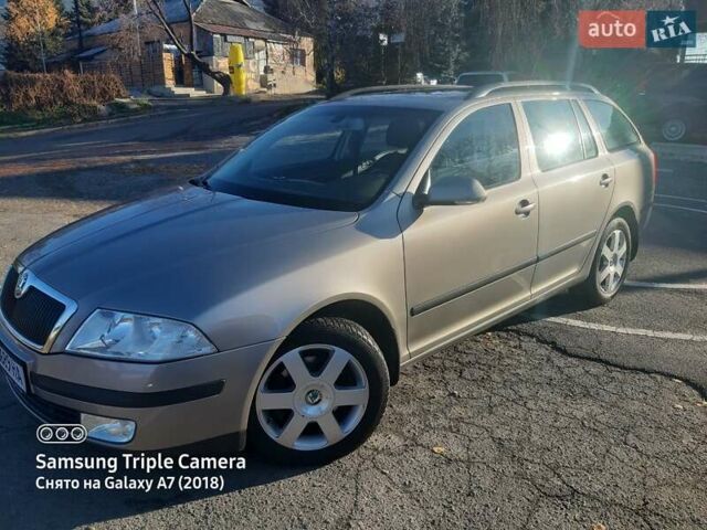 Сірий Шкода Октавія, об'ємом двигуна 2 л та пробігом 217 тис. км за 6800 $, фото 6 на Automoto.ua