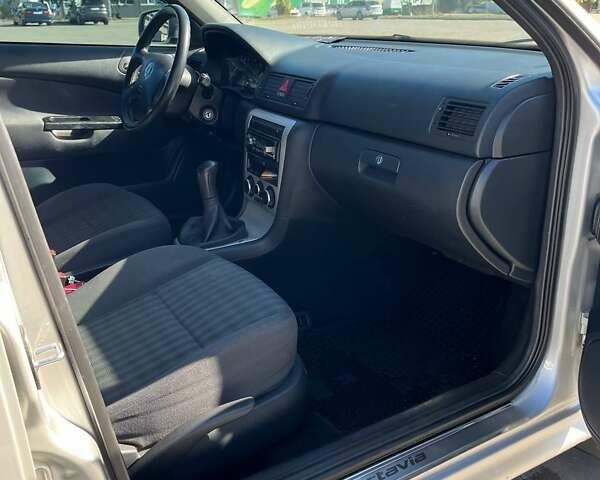 Серый Шкода Октавия, объемом двигателя 1.6 л и пробегом 241 тыс. км за 5950 $, фото 14 на Automoto.ua