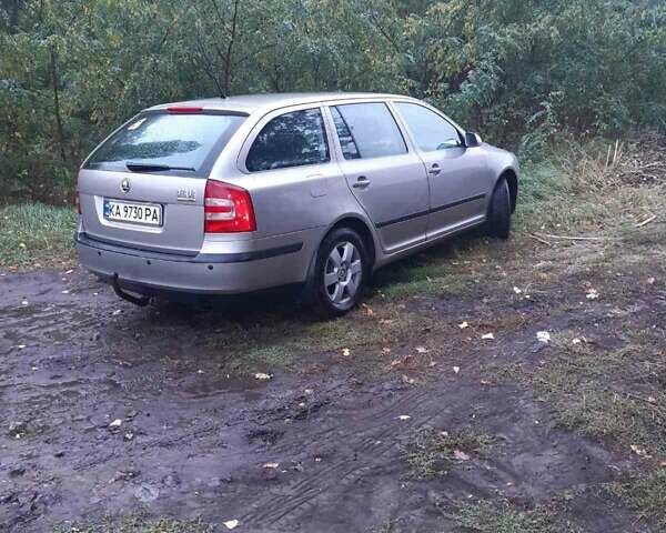 Сірий Шкода Октавія, об'ємом двигуна 1.9 л та пробігом 310 тис. км за 5600 $, фото 3 на Automoto.ua