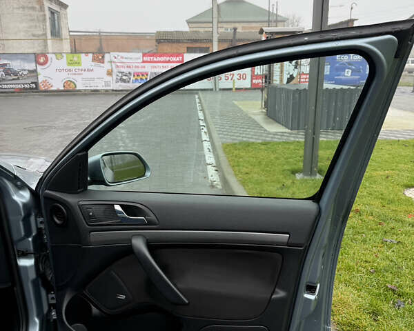 Сірий Шкода Октавія, об'ємом двигуна 1.6 л та пробігом 260 тис. км за 5999 $, фото 51 на Automoto.ua