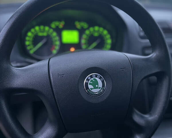 Серый Шкода Октавия, объемом двигателя 1.6 л и пробегом 270 тыс. км за 5750 $, фото 35 на Automoto.ua