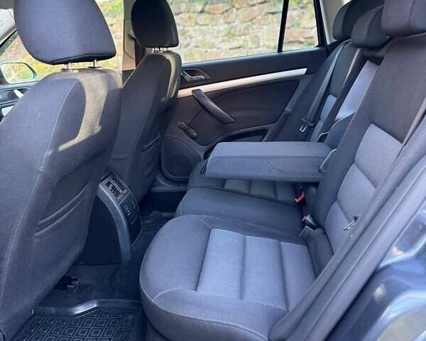 Серый Шкода Октавия, объемом двигателя 1.6 л и пробегом 227 тыс. км за 6000 $, фото 22 на Automoto.ua