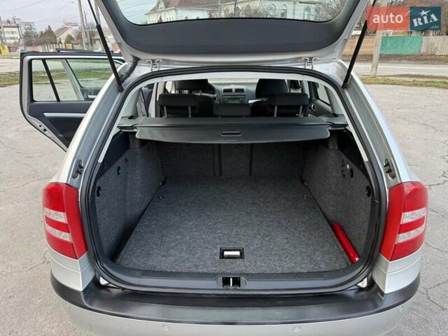 Серый Шкода Октавия, объемом двигателя 1.6 л и пробегом 183 тыс. км за 6300 $, фото 18 на Automoto.ua