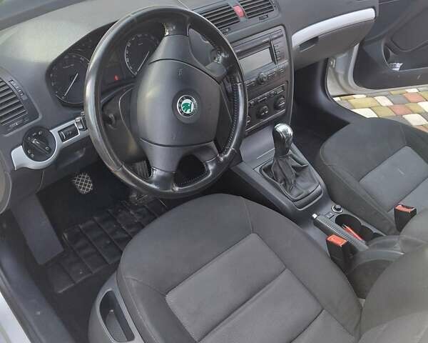 Сірий Шкода Октавія, об'ємом двигуна 1.9 л та пробігом 330 тис. км за 6500 $, фото 15 на Automoto.ua