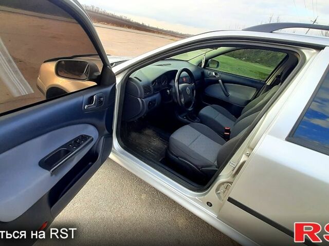 Серый Шкода Октавия, объемом двигателя 1.6 л и пробегом 262 тыс. км за 5500 $, фото 11 на Automoto.ua