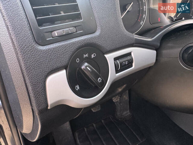 Сірий Шкода Октавія, об'ємом двигуна 1.6 л та пробігом 256 тис. км за 6200 $, фото 14 на Automoto.ua