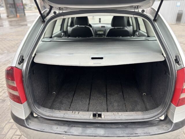 Серый Шкода Октавия, объемом двигателя 1.9 л и пробегом 332 тыс. км за 2850 $, фото 19 на Automoto.ua