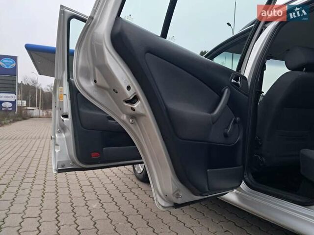 Сірий Шкода Октавія, об'ємом двигуна 1.6 л та пробігом 198 тис. км за 5400 $, фото 39 на Automoto.ua