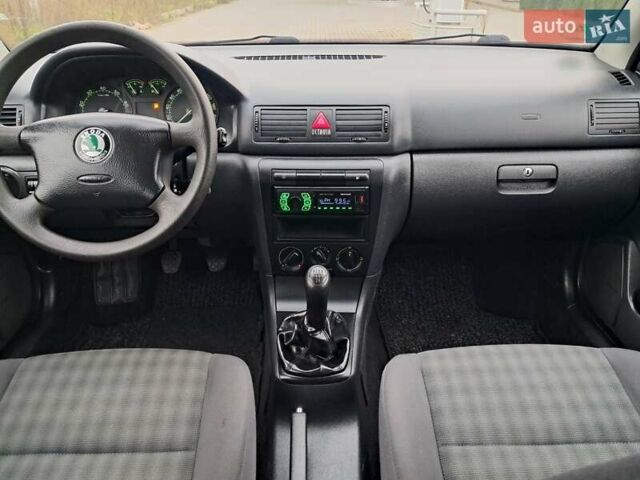 Сірий Шкода Октавія, об'ємом двигуна 1.6 л та пробігом 198 тис. км за 5400 $, фото 73 на Automoto.ua