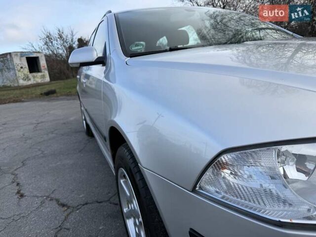 Серый Шкода Октавия, объемом двигателя 1.6 л и пробегом 183 тыс. км за 6300 $, фото 3 на Automoto.ua