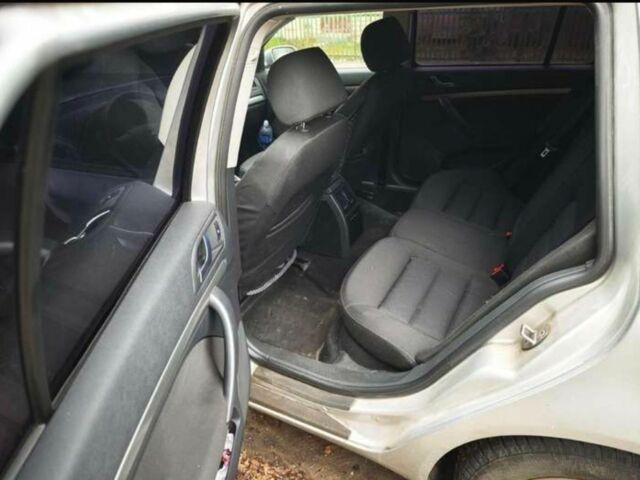 Серый Шкода Октавия, объемом двигателя 2 л и пробегом 299 тыс. км за 3300 $, фото 3 на Automoto.ua