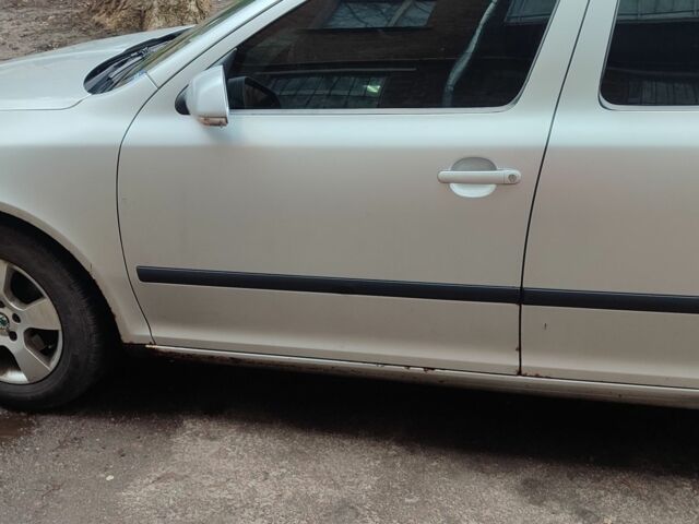 Серый Шкода Октавия, объемом двигателя 1.9 л и пробегом 356 тыс. км за 6200 $, фото 6 на Automoto.ua