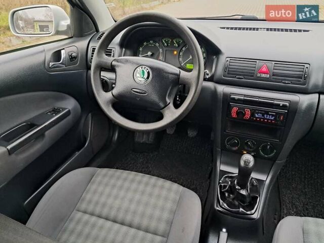 Сірий Шкода Октавія, об'ємом двигуна 1.6 л та пробігом 198 тис. км за 5400 $, фото 68 на Automoto.ua