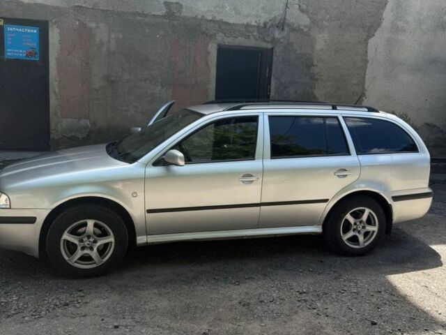Серый Шкода Октавия, объемом двигателя 1.6 л и пробегом 275 тыс. км за 5300 $, фото 1 на Automoto.ua
