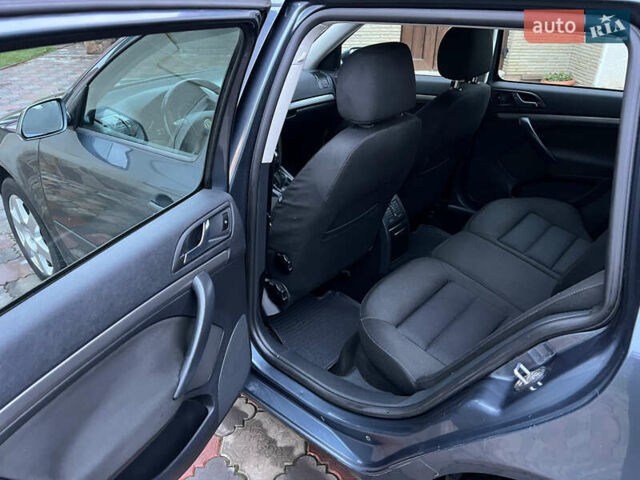 Сірий Шкода Октавія, об'ємом двигуна 1.6 л та пробігом 180 тис. км за 5999 $, фото 35 на Automoto.ua