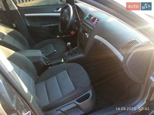 Сірий Шкода Октавія, об'ємом двигуна 1.6 л та пробігом 200 тис. км за 6700 $, фото 3 на Automoto.ua