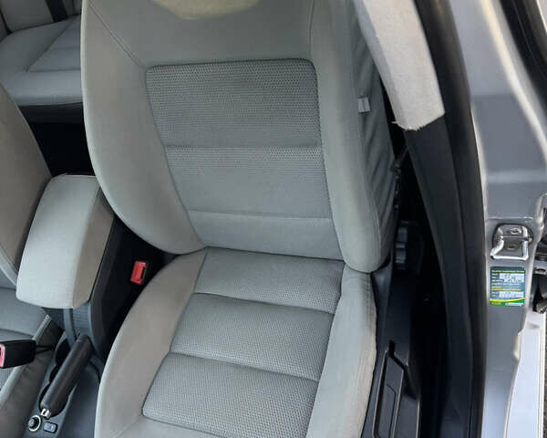 Сірий Шкода Октавія, об'ємом двигуна 1.6 л та пробігом 199 тис. км за 6100 $, фото 14 на Automoto.ua