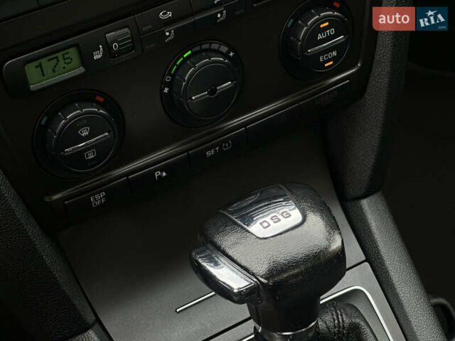 Шкода Октавия 2007 в Самборе на Automoto.ua Серый Шкода Октавия, объемом двигателя 2 л и пробегом 163 тыс. км за 8300 $, фото 52 на Automoto.ua