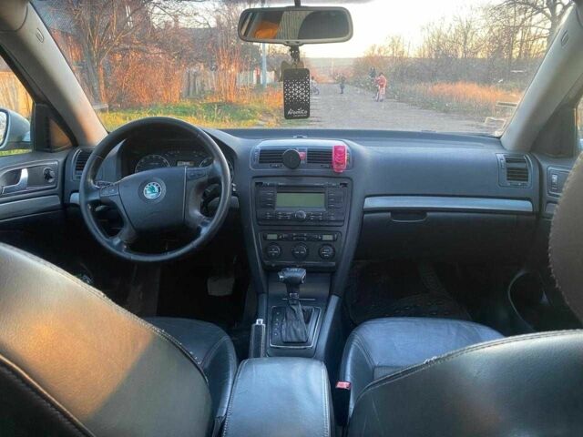 Серый Шкода Октавия, объемом двигателя 1.9 л и пробегом 323 тыс. км за 1418 $, фото 6 на Automoto.ua