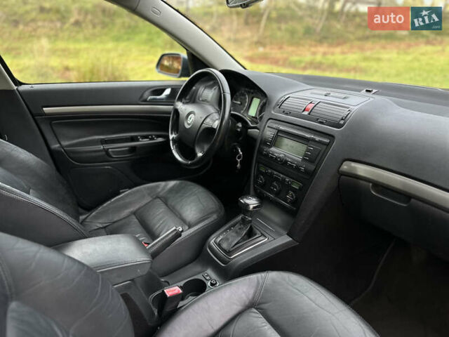 Шкода Октавия 2007 в Самборе на Automoto.ua Серый Шкода Октавия, объемом двигателя 2 л и пробегом 163 тыс. км за 8300 $, фото 47 на Automoto.ua
