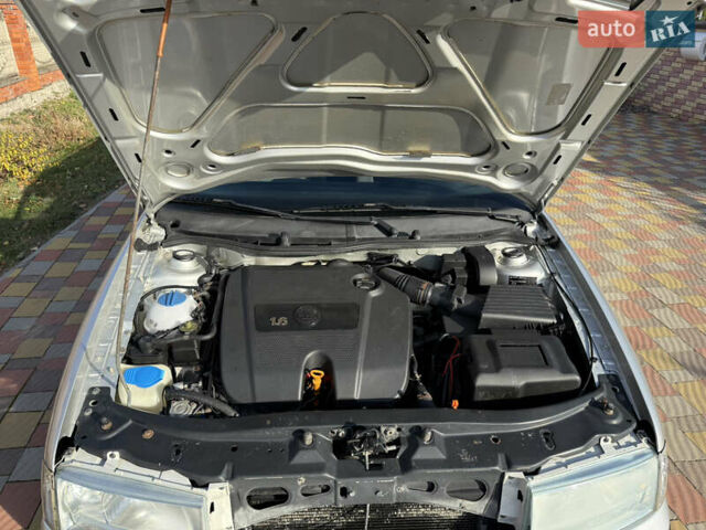 Серый Шкода Октавия, объемом двигателя 1.6 л и пробегом 310 тыс. км за 4350 $, фото 17 на Automoto.ua