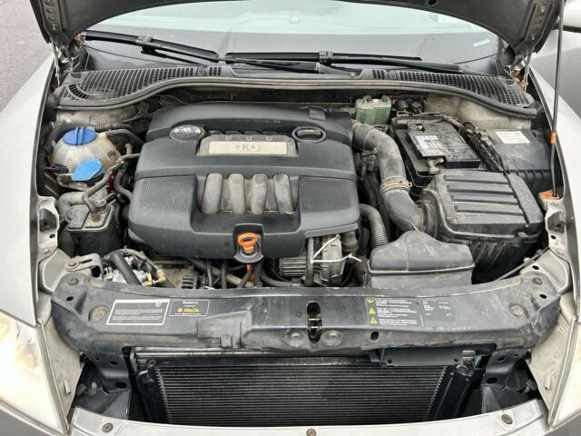 Сірий Шкода Октавія, об'ємом двигуна 1.6 л та пробігом 259 тис. км за 5900 $, фото 9 на Automoto.ua