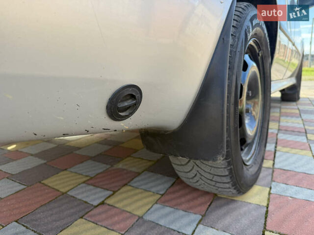 Серый Шкода Октавия, объемом двигателя 1.6 л и пробегом 310 тыс. км за 4350 $, фото 22 на Automoto.ua