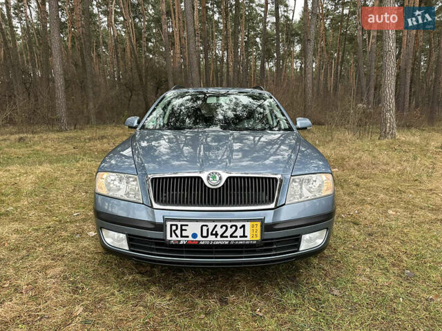 Серый Шкода Октавия, объемом двигателя 1.6 л и пробегом 204 тыс. км за 7800 $, фото 7 на Automoto.ua