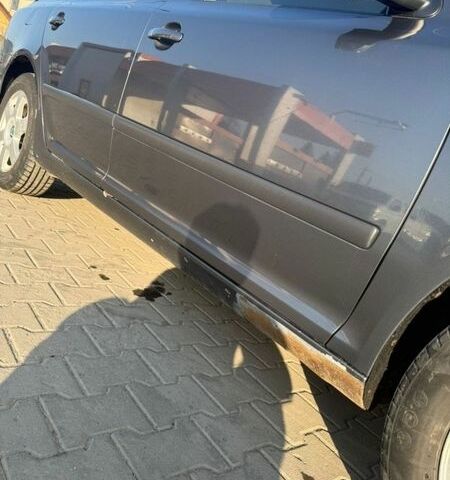 Серый Шкода Октавия, объемом двигателя 2 л и пробегом 313 тыс. км за 5750 $, фото 4 на Automoto.ua