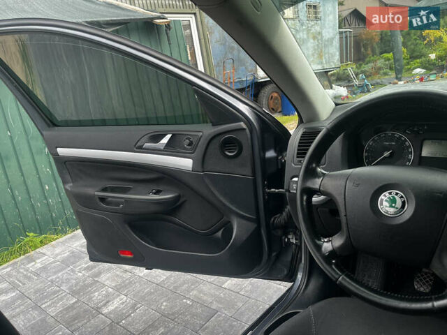 Серый Шкода Октавия, объемом двигателя 1.6 л и пробегом 298 тыс. км за 6200 $, фото 37 на Automoto.ua