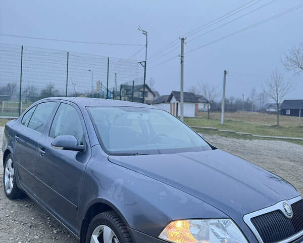 Серый Шкода Октавия, объемом двигателя 1.6 л и пробегом 270 тыс. км за 5750 $, фото 3 на Automoto.ua