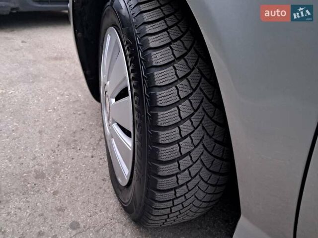 Сірий Шкода Октавія, об'ємом двигуна 1.6 л та пробігом 198 тис. км за 5400 $, фото 80 на Automoto.ua