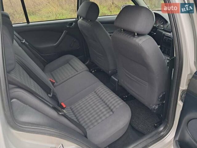 Сірий Шкода Октавія, об'ємом двигуна 1.6 л та пробігом 198 тис. км за 5400 $, фото 53 на Automoto.ua