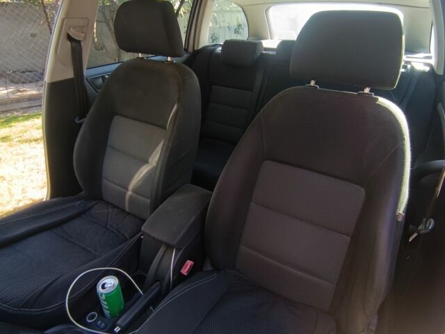 Серый Шкода Октавия, объемом двигателя 0 л и пробегом 209 тыс. км за 5100 $, фото 6 на Automoto.ua