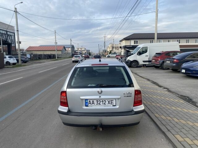 Серый Шкода Октавия, объемом двигателя 1.6 л и пробегом 270 тыс. км за 3500 $, фото 1 на Automoto.ua