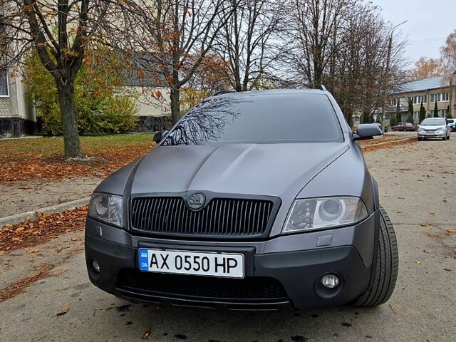 Серый Шкода Октавия, объемом двигателя 2 л и пробегом 318 тыс. км за 9200 $, фото 4 на Automoto.ua