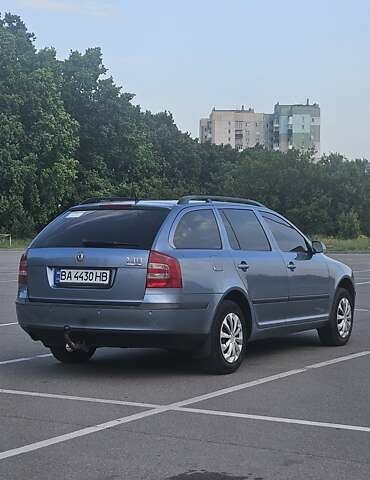 Серый Шкода Октавия, объемом двигателя 1.6 л и пробегом 210 тыс. км за 5600 $, фото 9 на Automoto.ua