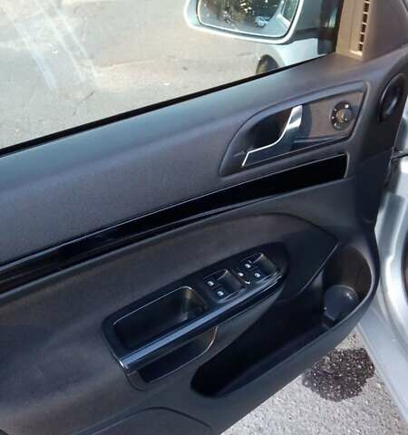 Серый Шкода Октавия, объемом двигателя 1.6 л и пробегом 269 тыс. км за 5300 $, фото 4 на Automoto.ua