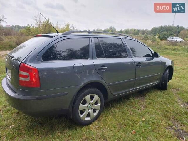 Сірий Шкода Октавія, об'ємом двигуна 1.6 л та пробігом 184 тис. км за 8000 $, фото 4 на Automoto.ua