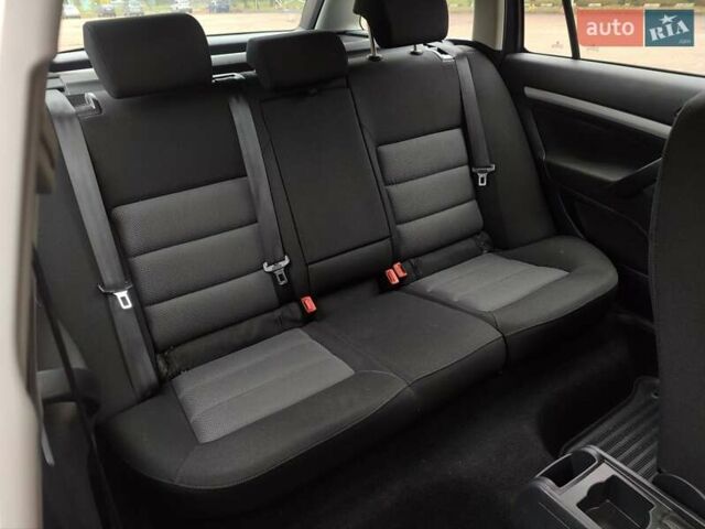 Сірий Шкода Октавія, об'ємом двигуна 1.9 л та пробігом 240 тис. км за 6800 $, фото 28 на Automoto.ua